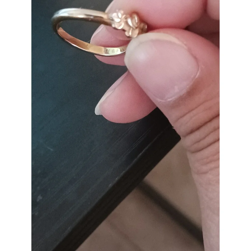 Floral Gold Tone Ring Size 6.5 RM Engraved Sculpted Flower Band - Picture 5 of 6